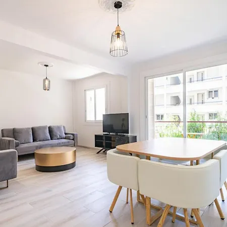 Brand New 2 Bedroom In The Heart Of Cannes